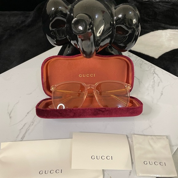 GUCCI
55mm Rounded
Square Sunglasses - Picture 4 of 4